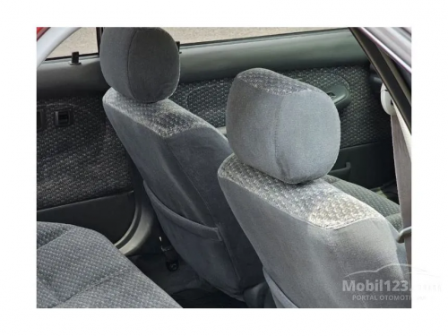 Cari Mobil Murah Tapi Bandel? Cek Pilihan Toyota Soluna Bekas Ini!