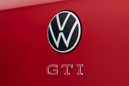 Volkswagen Golf GTI Mk8.5 Malaysia public debut at ACE 2025, Nov 8-9 – new tech, more physical buttons