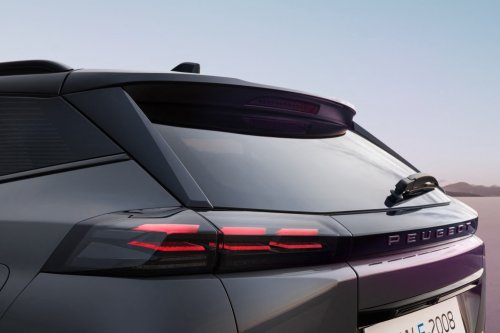 Peugeot 2008 facelift spied in Malaysia – launch soon?