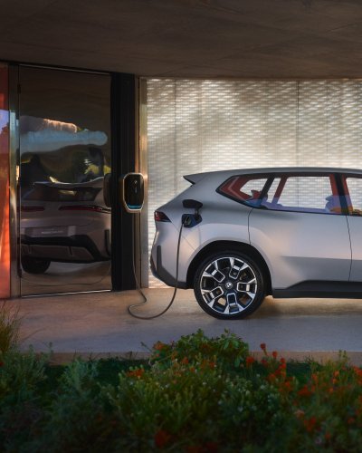 2026 BMW iX3 to debut on September 5 – second-gen EV SUV leads Neue Klasse era; up to 800 km range