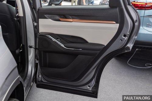 GWM Haval H6 HEV gets new Phantom Black interior, battery warranty increased to 10 yrs, still RM139,800