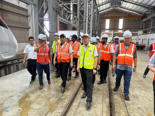 No delay to Segamat-Johor Bahru electrified double track, VIP may drive first KTM ETS to Kluang – Loke