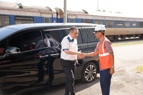 No delay to Segamat-Johor Bahru electrified double track, VIP may drive first KTM ETS to Kluang – Loke