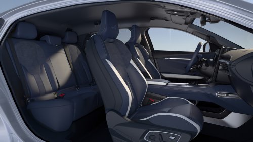 Alpine A390 debuts – tri-motor coupé-SUV with up to 470 hp; 89 kWh battery, up to 555 km range WLTP