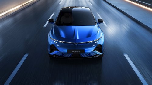 Alpine A390 debuts – tri-motor coupé-SUV with up to 470 hp; 89 kWh battery, up to 555 km range WLTP