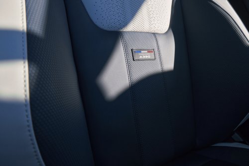 Alpine A390 debuts – tri-motor coupé-SUV with up to 470 hp; 89 kWh battery, up to 555 km range WLTP