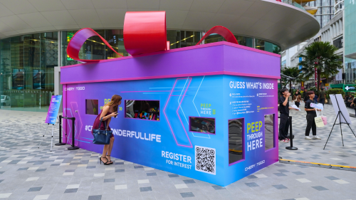 Mystery Chery new model hidden in a box at Starhill, Bukit Bintang – identify the SUV correctly, get a gift