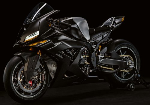 BMW Motorrad Concept RR presented at the Concorso d’Eleganza Villa d’Este show in France