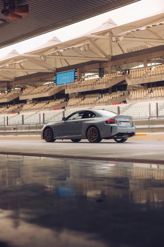 2025 G87 BMW M2 CS debuts – 30 kg lighter; 3.0L twin-turbo I6 with 530 PS; 0-100 km/h in 3.8 seconds