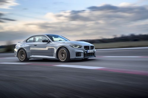 2025 G87 BMW M2 CS debuts – 30 kg lighter; 3.0L twin-turbo I6 with 530 PS; 0-100 km/h in 3.8 seconds