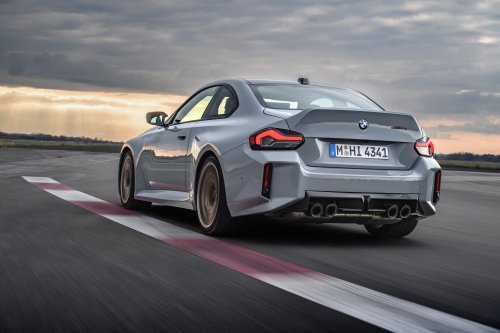 2025 G87 BMW M2 CS debuts – 30 kg lighter; 3.0L twin-turbo I6 with 530 PS; 0-100 km/h in 3.8 seconds