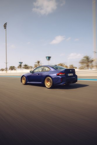 2025 G87 BMW M2 CS debuts – 30 kg lighter; 3.0L twin-turbo I6 with 530 PS; 0-100 km/h in 3.8 seconds