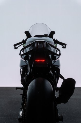 BMW Motorrad Concept RR presented at the Concorso d’Eleganza Villa d’Este show in France