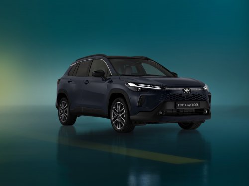 Toyota Corolla Cross facelift for Europe adds new head- and taillights, upgraded interior, GR Sport trim