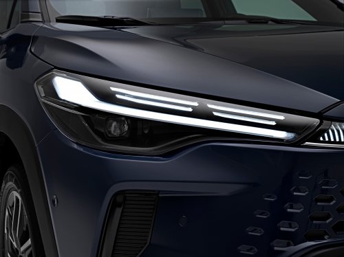 Toyota Corolla Cross facelift for Europe adds new head- and taillights, upgraded interior, GR Sport trim