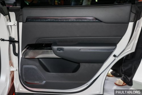 Zeekr 7X EV crossover on show, promo at PACE 2025