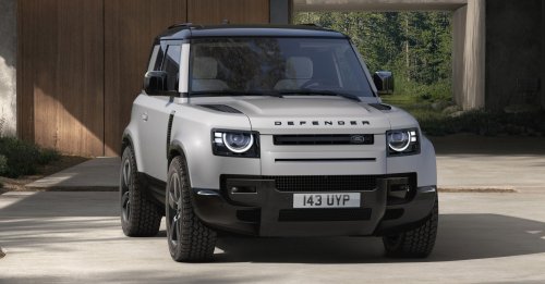 Land Rover Defender updated for 2026 model year – revised headlamps, larger 13.1-inch touchscreen