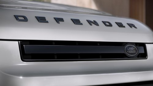 Land Rover Defender updated for 2026 model year – revised headlamps, larger 13.1-inch touchscreen
