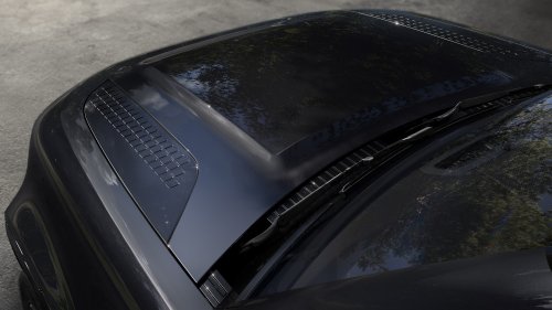 Land Rover Defender updated for 2026 model year – revised headlamps, larger 13.1-inch touchscreen