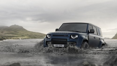 Land Rover Defender updated for 2026 model year – revised headlamps, larger 13.1-inch touchscreen
