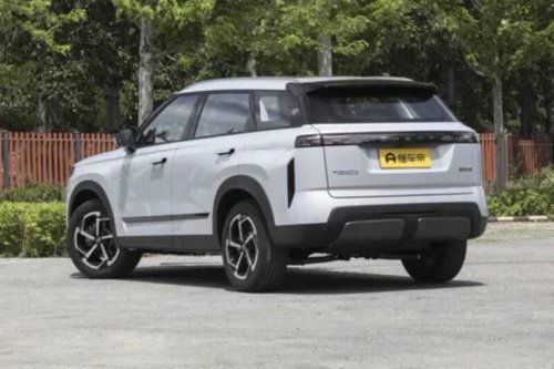 Chery Tiggo 7 Sport – Jaecoo J7 with Evoque face