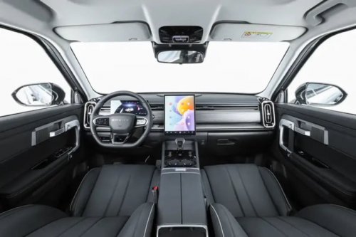 Chery Tiggo 7 Sport – Jaecoo J7 with Evoque face