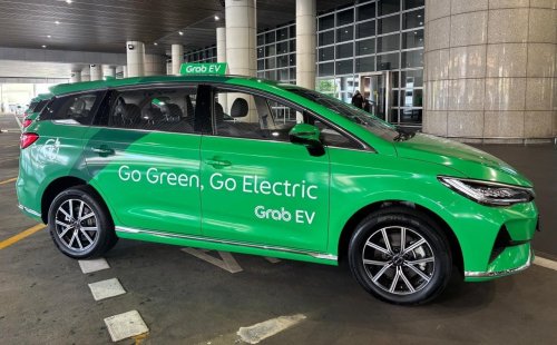 Grab Malaysia launches EV ride-hailing service from KLIA – 10 BYD M6 MPVs form the new electric fleet
