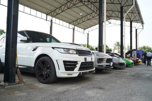 Melaka JPJ seizes 7 luxury cars worth nearly RM6 mil, including Alphard driven by foreigner from KL-JB