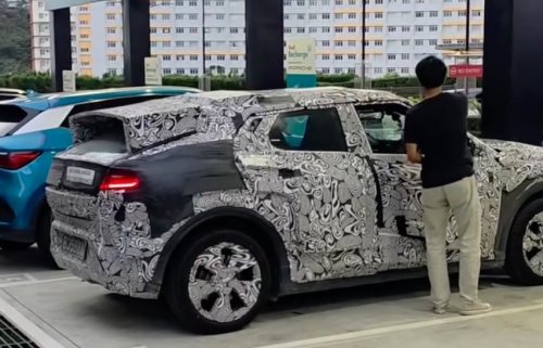 Perodua ‘QV-E’ EV parked next to BYD Atto 3 while testing shows good size, proportions; daring roofline