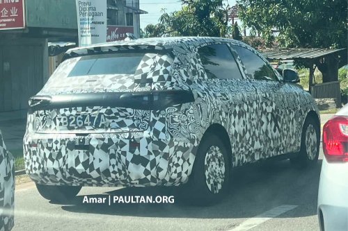 Proton eMas 5 spied yet again – RHD, launching soon?