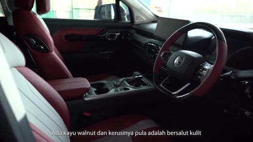 Customised Proton X90 delivered to Tengku Sulaiman – two-tone body and interior, walnut wood, tray tables
