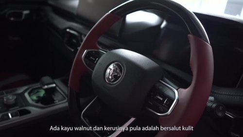 Customised Proton X90 delivered to Tengku Sulaiman – two-tone body and interior, walnut wood, tray tables