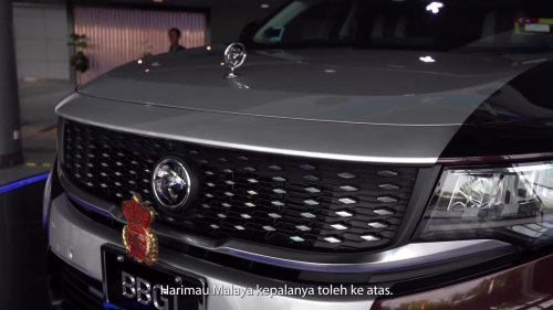 Customised Proton X90 delivered to Tengku Sulaiman – two-tone body and interior, walnut wood, tray tables