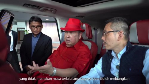 Customised Proton X90 delivered to Tengku Sulaiman – two-tone body and interior, walnut wood, tray tables