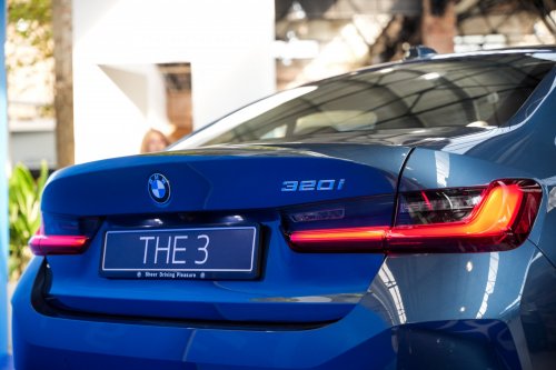 2025 BMW 320i Sport official pricing in Malaysia – from RM266k; ACC with stop &amp; go, 184 PS, updated interior