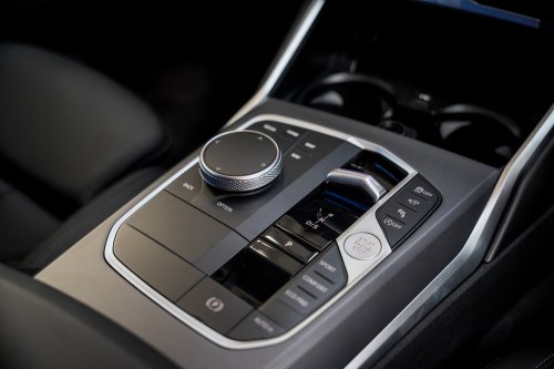 2025 BMW 320i Sport official pricing in Malaysia – from RM266k; ACC with stop &amp; go, 184 PS, updated interior