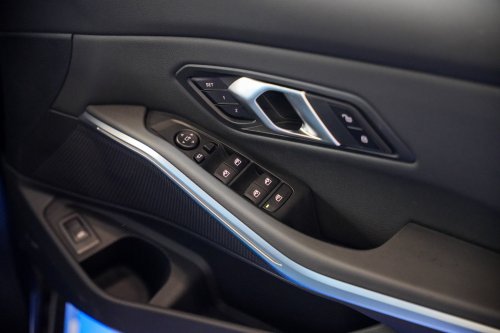 2025 BMW 320i Sport official pricing in Malaysia – from RM266k; ACC with stop &amp; go, 184 PS, updated interior