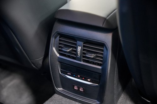 2025 BMW 320i Sport official pricing in Malaysia – from RM266k; ACC with stop &amp; go, 184 PS, updated interior