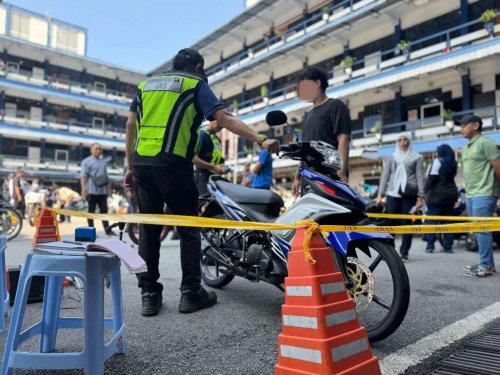 KL Traffic police crack down on noisy motorcycles