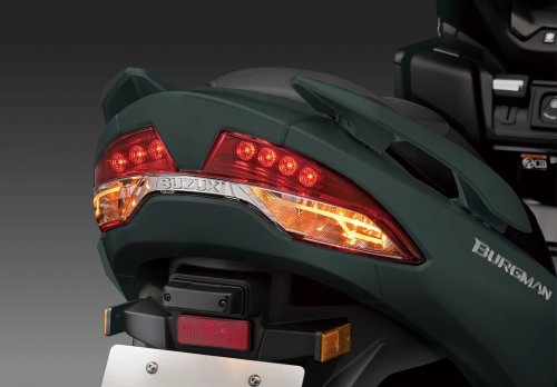 2025 Suzuki Burgman 400 new colours for Europe