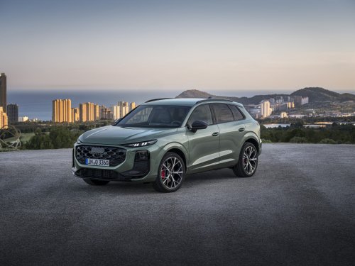 2026 Audi Q3 revealed – 3rd gen gets micro-LED headlights, new stalks, PHEV with 119 km EV range
