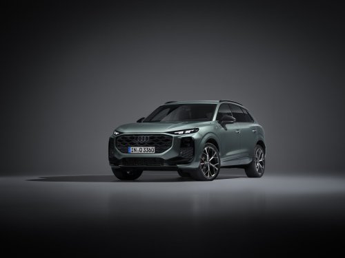 2026 Audi Q3 revealed – 3rd gen gets micro-LED headlights, new stalks, PHEV with 119 km EV range