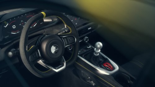 Lotus Emira updated for MY2026 – new V6 SE variant; improved cooling system; new Racing Line package