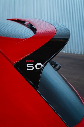 2026 Volkswagen Golf GTI Edition 50 debuts – 325 PS, 420 Nm; fastest production VW on the Nurburgring