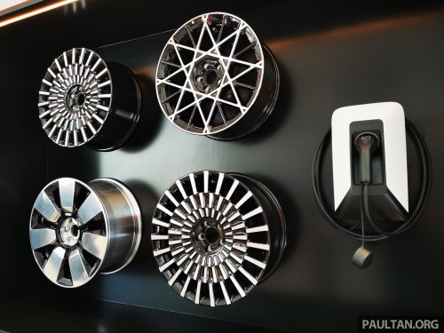 Zeekr Space Sunway City opens – 11,000 square foot showroom w/ 2 delivery bays, four 22 kW AC chargers