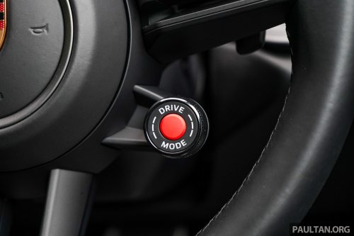 2025 Porsche 911 facelift sampled in Chiang Mai – new GTS with hybrid tech, a step in the right direction?