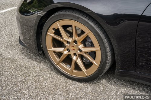 2025 Porsche 911 facelift sampled in Chiang Mai – new GTS with hybrid tech, a step in the right direction?