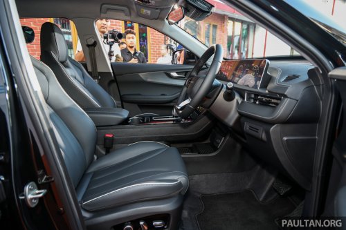 2025 Chery Tiggo Cross launched in Malaysia – Turbo variant at RM88,800, Hybrid at RM99,800; ADAS std