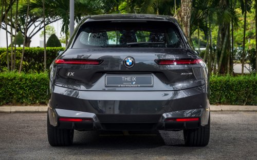 2025 BMW iX facelift launched in Malaysia – xDrive45 fr RM426k, xDrive60 RM488k; up to 701 km EV range