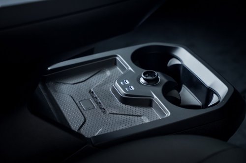 2025 BMW iX facelift launched in Malaysia – xDrive45 fr RM426k, xDrive60 RM488k; up to 701 km EV range